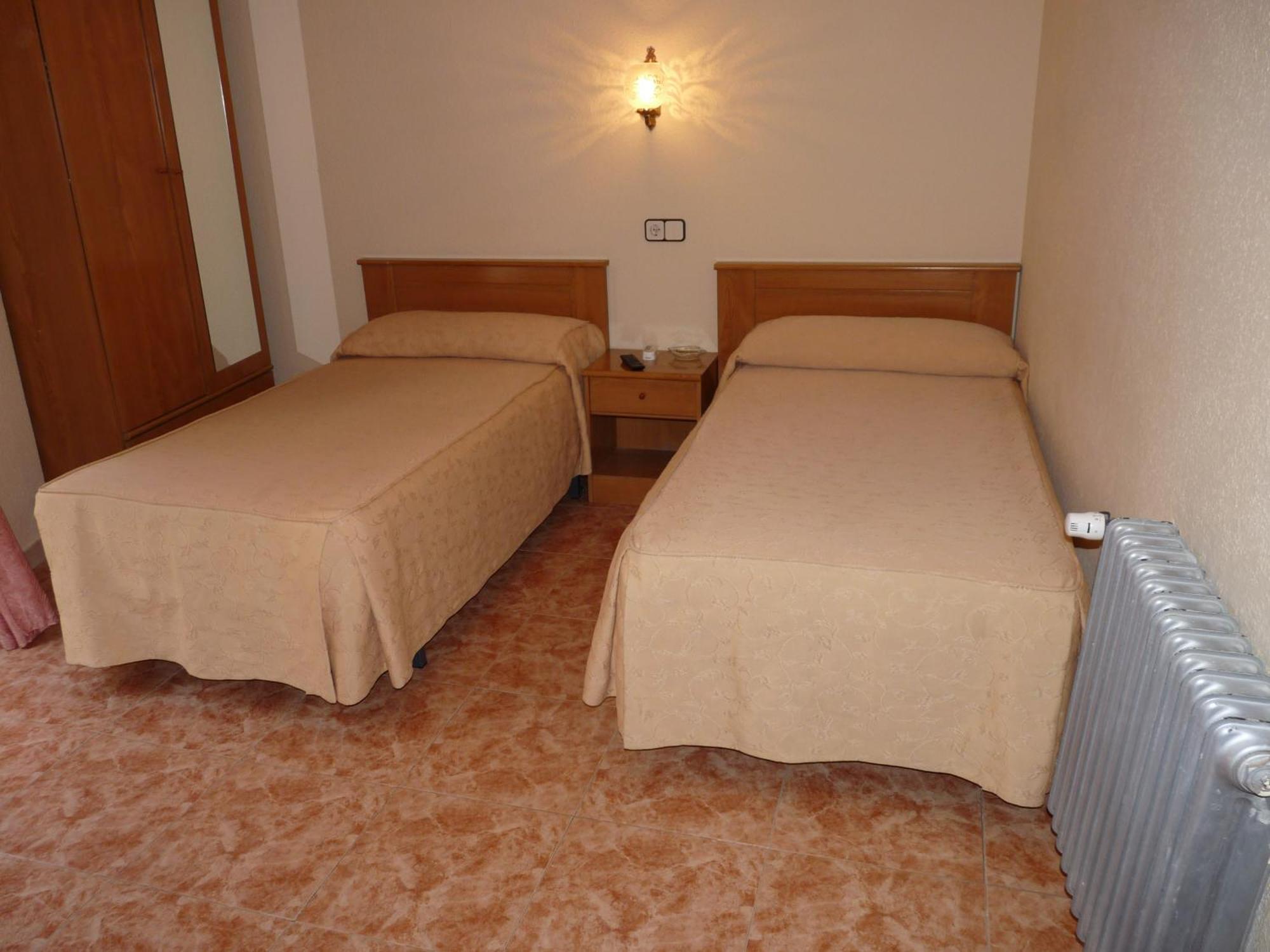 Hostal Fernandez Madrid Eksteriør bilde