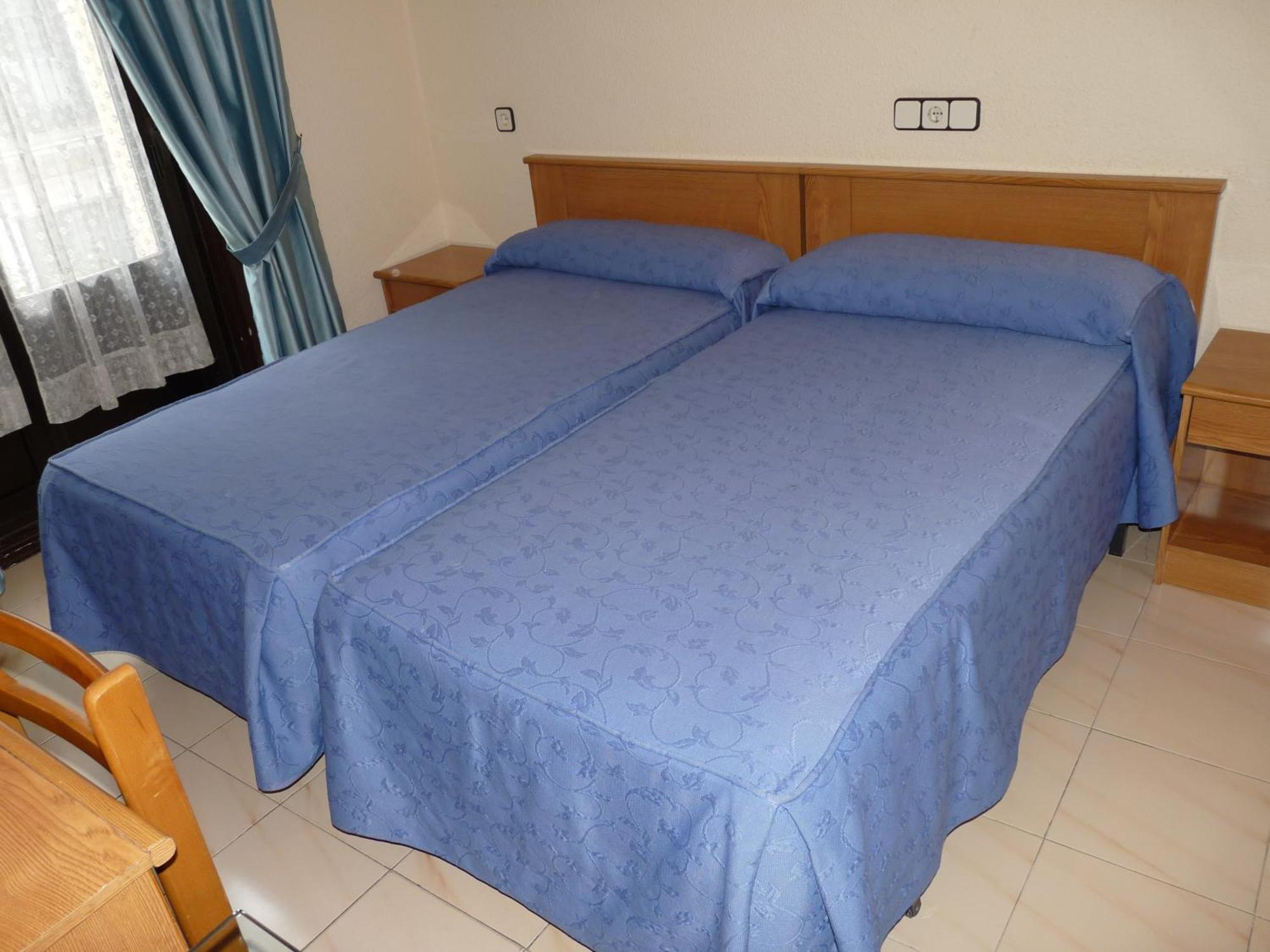 Hostal Fernandez Madrid Eksteriør bilde